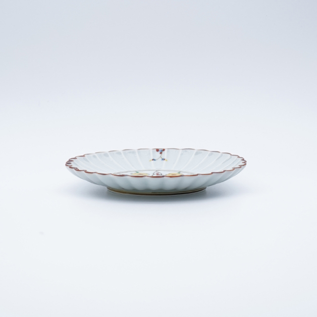 菊割5寸皿(白)｜空萌工房(そらもえこうぼう)｜田口紀美子