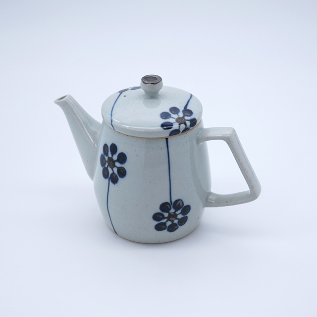 波佐見焼 一誠陶器 木の実たっぷりポット