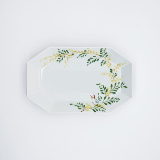 ★ 空萌工房 ★ ミモザとうさぎ 八角長皿 田口紀美子さん ミモザと小鳥／八角長皿(小)｜空萌工房(そらもえこうぼう)｜田口