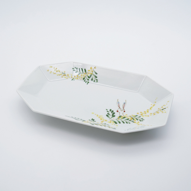 ★ 空萌工房 ★ ミモザとうさぎ 八角長皿 田口紀美子さん ミモザとうさぎ／八角長皿(中)｜空萌工房(そらもえこうぼう)｜田口紀美子