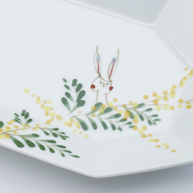 ★ 空萌工房 ★ ミモザとうさぎ 八角長皿 田口紀美子さん ミモザとうさぎ／八角長皿(中)｜空萌工房(そらもえこうぼう)｜田口紀美子