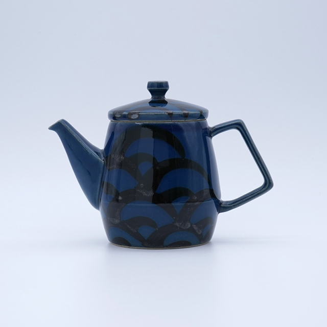 波佐見焼 一誠陶器 ルリ青海波たっぷりポット