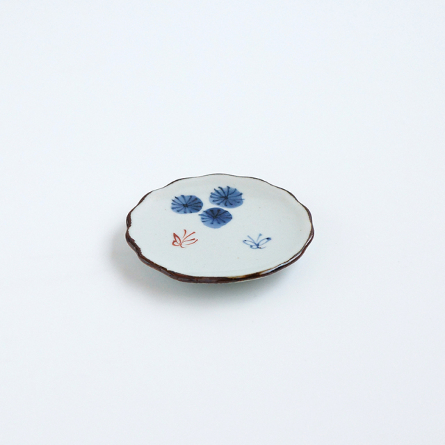 銀製 蝶のモチーフ 皿 有田焼 錦ラスター雲母SILVER 型変皿（花・鳥・魚・蝶・葉） 33-049