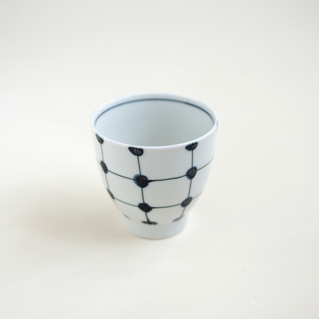波佐見焼 福峰窯 点格子 湯呑 青