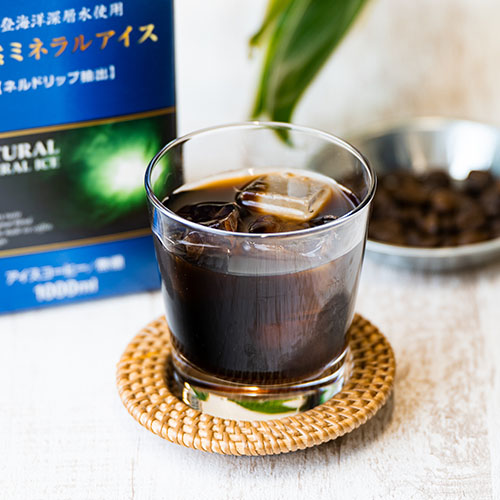 ミネラルアイスコーヒー＆グラス