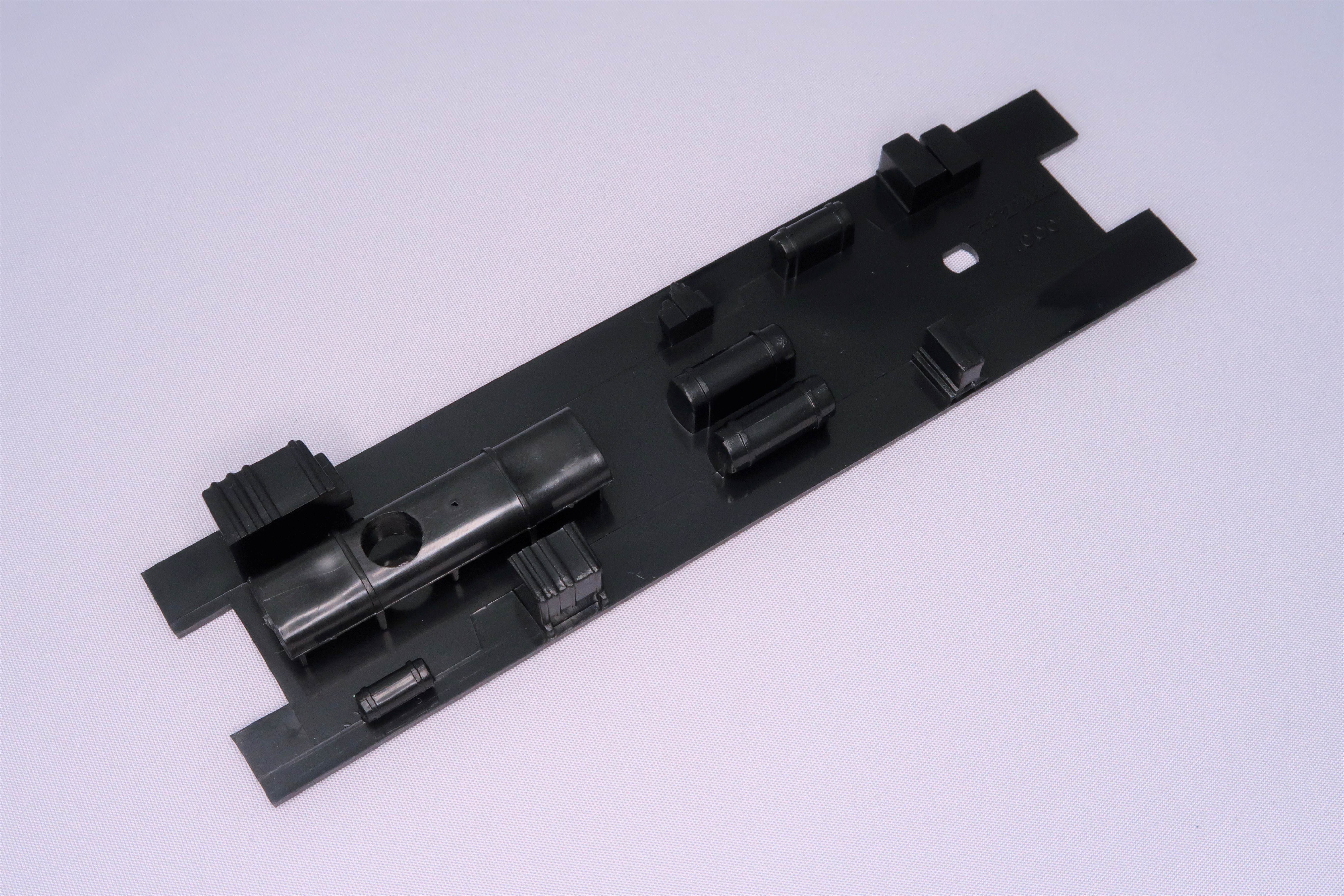 床下機器　No.1000