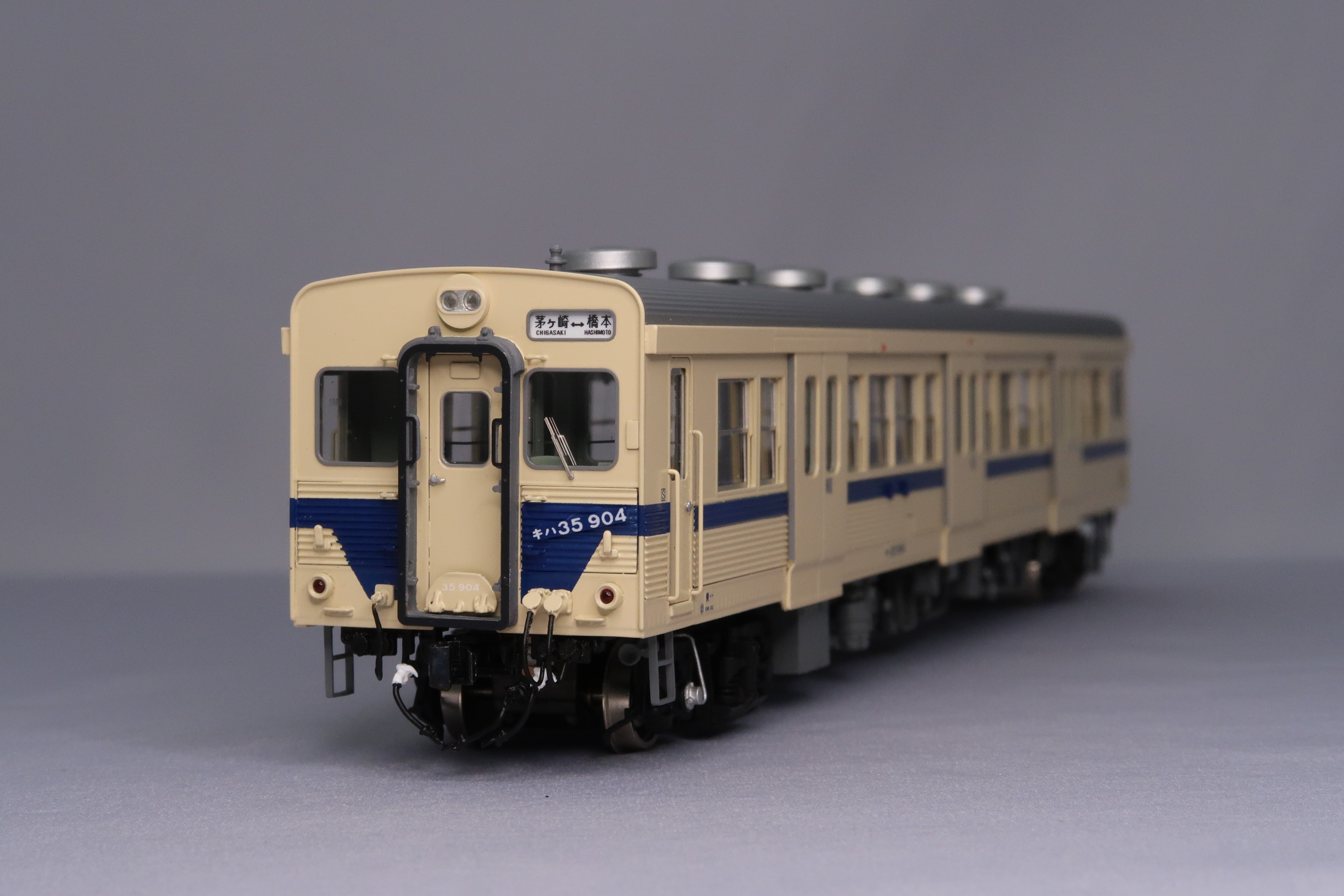 キハ３５-９０４　相模線色