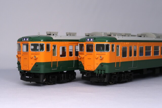 １１３系２０００番台　湘南色　Ａ　先頭車２両セット