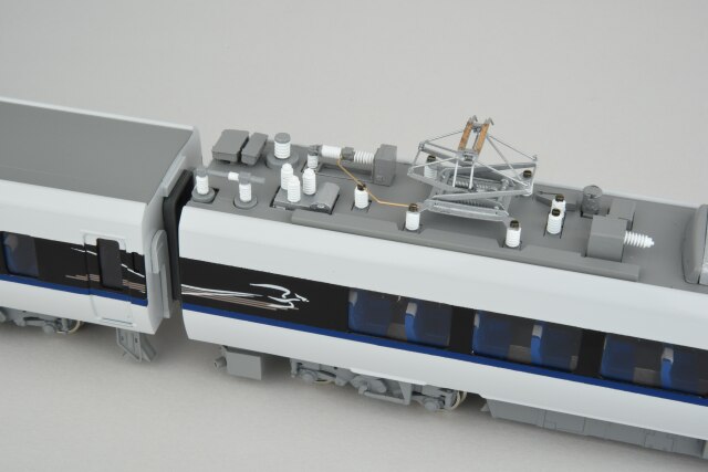 683系サンダーバード リニューアル車 付属3両セット