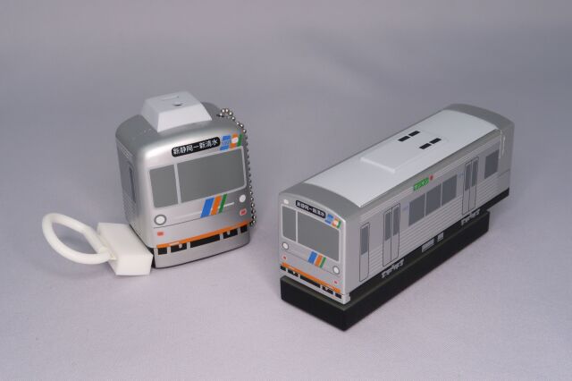 静岡鉄道1000形　電車型ホッチキス＆電車型メジャー