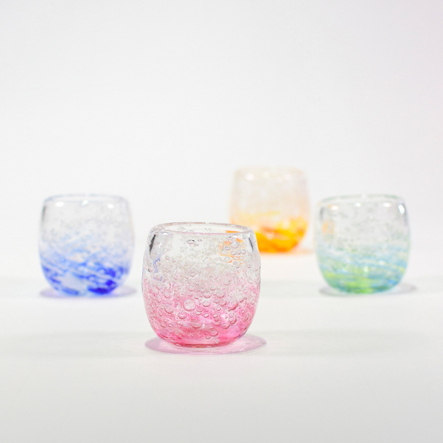 琉球ガラス 琉球グラス お酒 グラス プレゼント 結婚祝い 家飲み ぐい呑み おすすめ 琉球 ガラス 泡 焼酎 日本酒 引き出物 誕生日プレゼント 沖縄ガラス ぐい呑みグラス ホタル 蛍石 ホタル気泡ぐい呑み