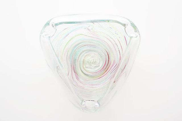 琉球ガラス/渦潮モール三角灰皿・レインボー