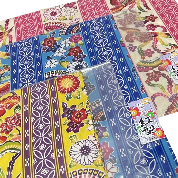 ハンカチ　紅型　沖縄　紺　花　42cm角　琉球　伝統　工芸　かりゆし ハンカチ 紅型 沖縄 紺 花 42cm角 琉球 伝統 工芸 かりゆし