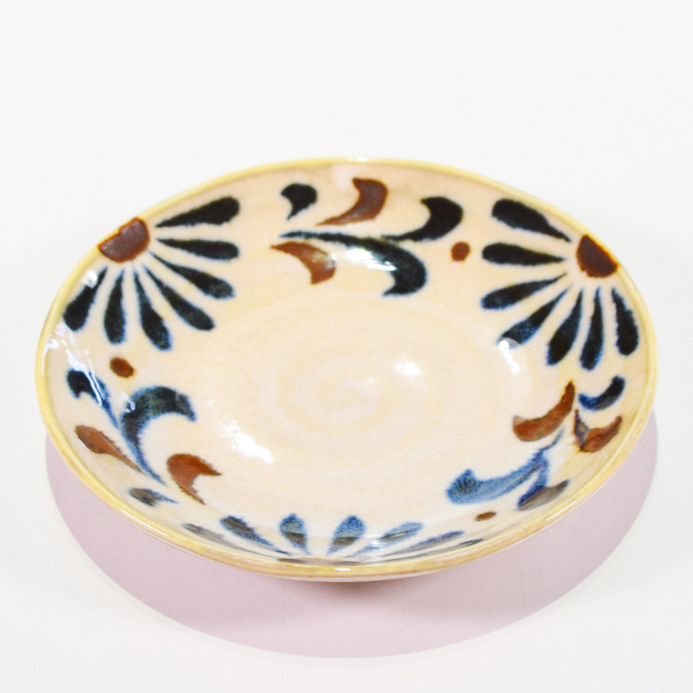 沖縄 お皿 食器 お土産 お取り寄せ 南国 かりゆし やちむん 和食器 プレート 平皿 丸皿 小皿 おしゃれ 贈り物 贈答品 南国風食器 かりゆしシリーズ 和軽4.0皿