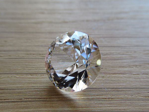 レムリアンシード ブラジル カブラウ山脈水晶 ラウンドブリリアントカット ルース