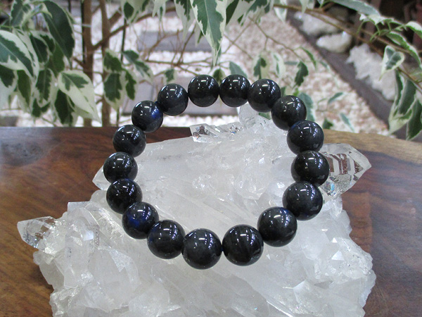 ブラックラブラドライトブレスレット 天然石アクセサリーの通販 販売専門店 鬮石