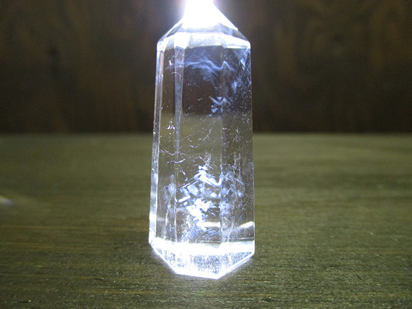 ブルーエンジェルラダークリスタル(ハイダウェイクォーツ)天然水晶ポイント