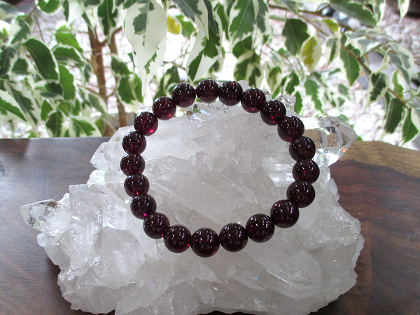 ロードライトガーネットブレスレット 天然石アクセサリーの通販 販売専門店 鬮石