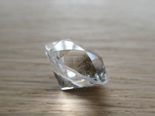 レムリアンシード ブラジル カブラウ山脈水晶 ラウンドブリリアントカット ルース