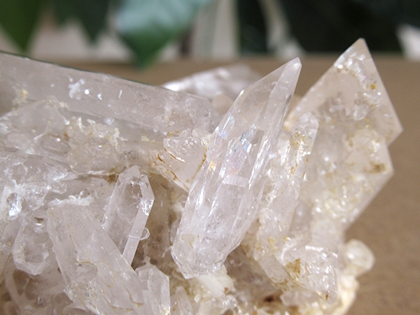 アーカンソー州産 アデュラリアインクォーツ 原石 水晶クラスター