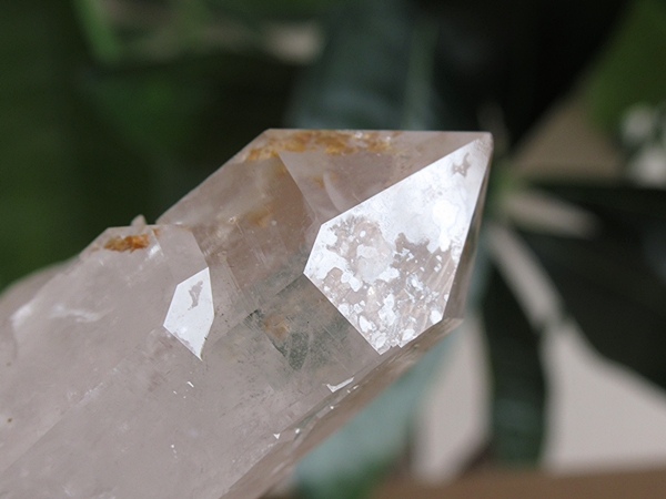 アーカンソー州産 アデュラリアインクォーツ 原石 水晶クラスター