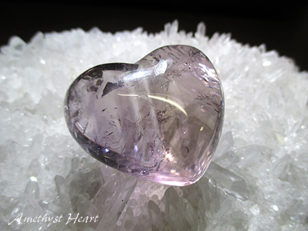 ♡希少品♡ハート型アメジスト　0.7キロ ♡希少品♡ハート型アメジスト 0.7キロ 【公式通販】