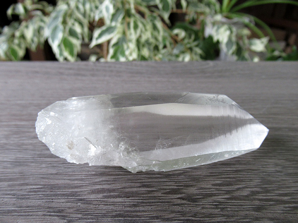 ブラジル バイーア州産 レムリアンシードクリスタル 原石 | 天然石専門