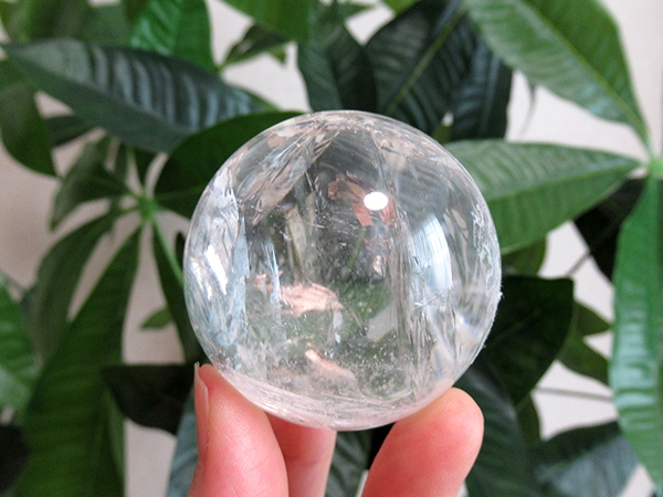 ブラジル バイーア州産 レムリアンシードクリスタル レインボークォーツ 丸玉