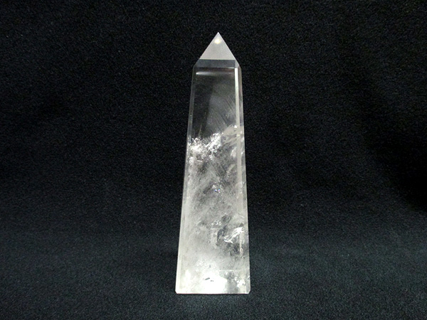 水晶‥オベリスク 木製台座付き 水晶‥オベリスク 木製台座付き 美術品・アンティーク