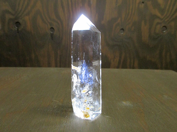 ブルーエンジェルラダークリスタル（ハイダウェイクォーツ）天然水晶ポイント