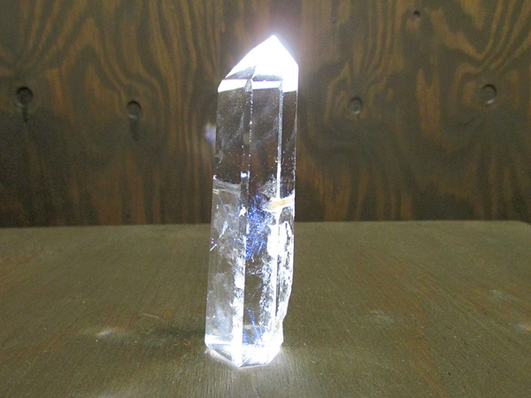 ブルーエンジェルラダークリスタル（ハイダウェイクォーツ）天然水晶ポイント