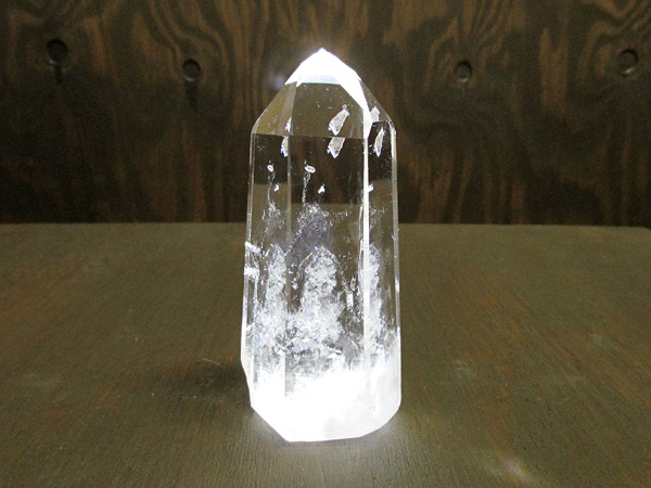 ブルーエンジェルラダークリスタル（ハイダウェイクォーツ）天然水晶ポイント