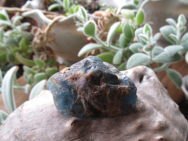 ディープフローライト アフガニスタン産 原石 販売 | 天然石専門店【鬮石】