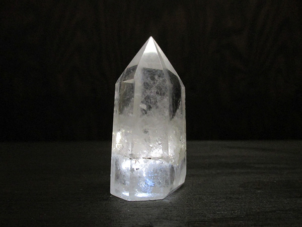 ブルーエンジェルラダークリスタル（ハイダウェイクォーツ）天然水晶ポイント