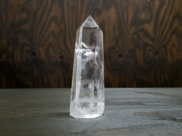 ブルーエンジェルラダークリスタル（ハイダウェイクォーツ）天然水晶ポイント