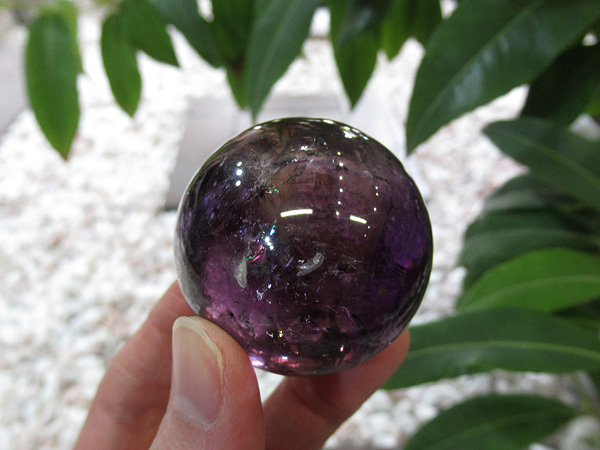 ブラジルバイーア州産 ファントム トラピッチェアメジスト丸玉