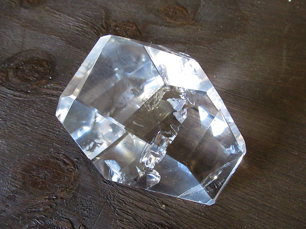 【高品質】ブラジル産 水晶 ポリッシュ原石 約8cm レインボー入り レインボークォーツ/天然水晶ポリッシュ/ブラジル産/通販/販売