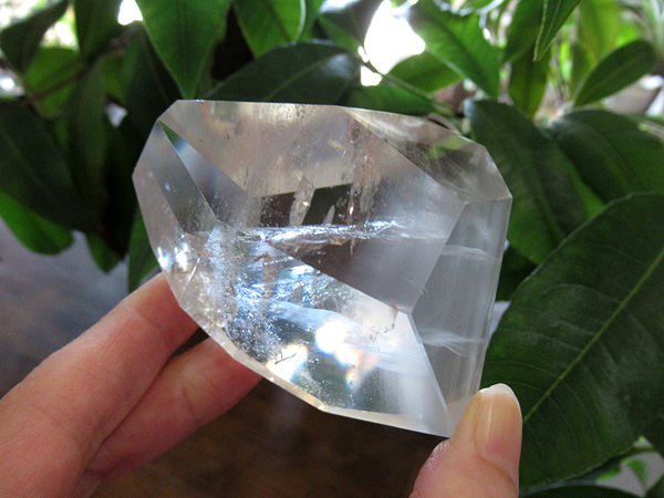 ポリッシュポイント（貫入ホワイトファントムクォーツ） ポリッシュポイント（貫入ホワイトファントムクォーツ）