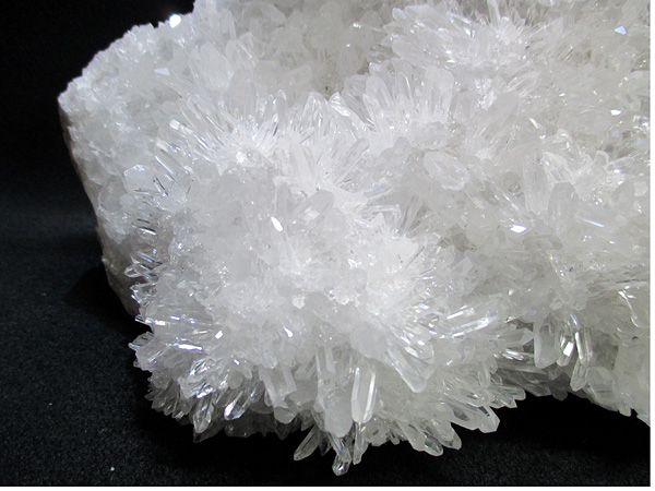 最高品質 水晶 クラスター 原石 【中国 四川省産】 【鬮石（くじいし