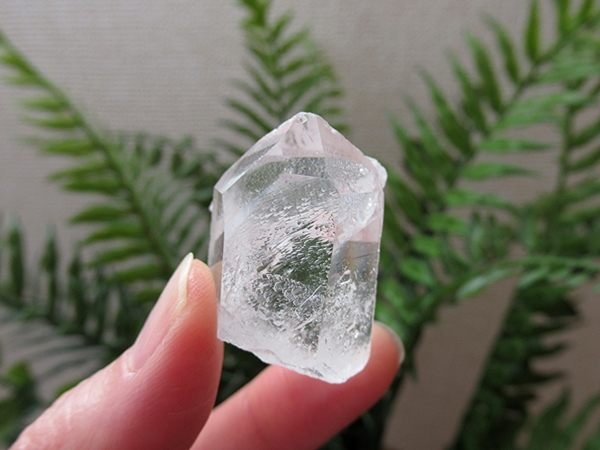 コリント産 高品質 水晶 単結晶 原石 ミナスジェライス州