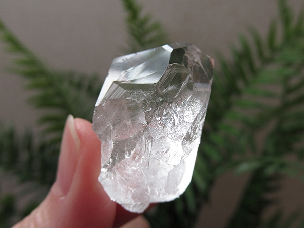 コリント産 高品質 水晶 単結晶 原石 ミナスジェライス州