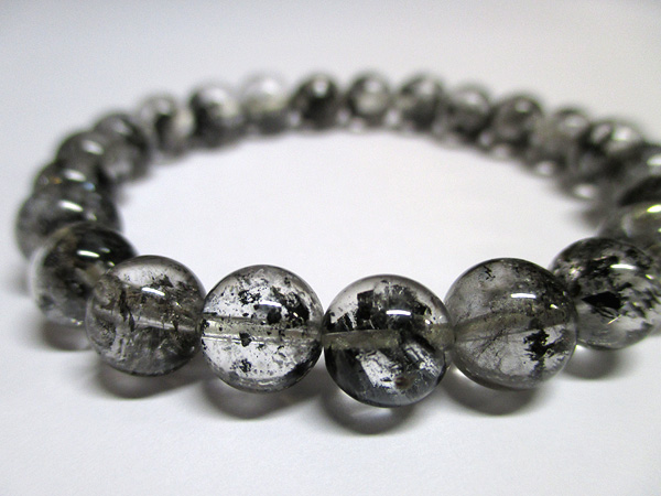 高品質】 エレスチャルクォーツ（グラファイト イン クォーツ