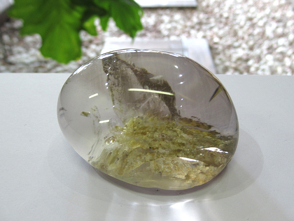 ブラジル産 高品質 ガーデン クォーツ 原石ポリッシュ 水晶