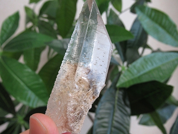 ガーデンクォーツ 水晶 原石 クラスター | 天然石専門店【鬮石】