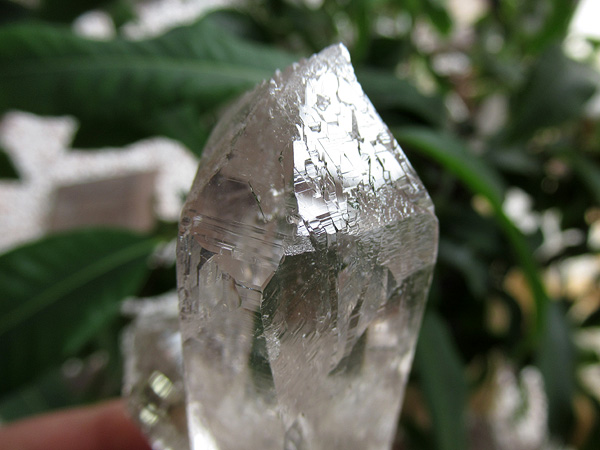 水晶 ガーデンファントムクォーツ 六角柱 天然単結晶 ポイント