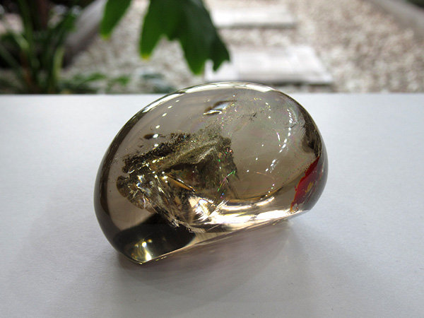 独特スモーキーガーデンクォーツ水晶・原石・天然石パワーストーン 財運 心の癒し 決断力 精神の安定 空間の洗浄