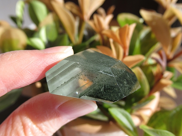 グリーンファントムガーデンクォーツ マダガスカル産 ポイント