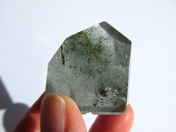 グリーンファントムガーデンクォーツ マダガスカル産 ポイント