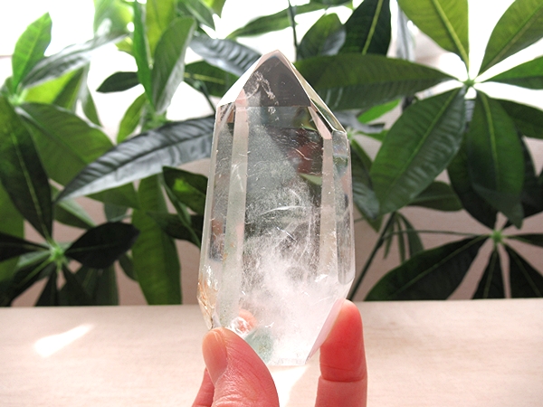 グリーンファントムガーデンクォーツ マダガスカル産 ポイント 水晶