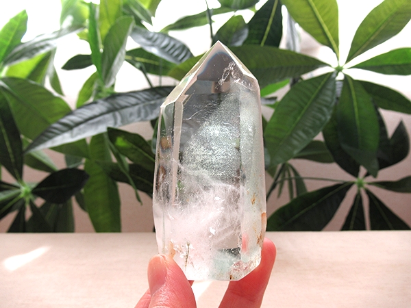 グリーンファントムガーデンクォーツ マダガスカル産 ポイント 水晶